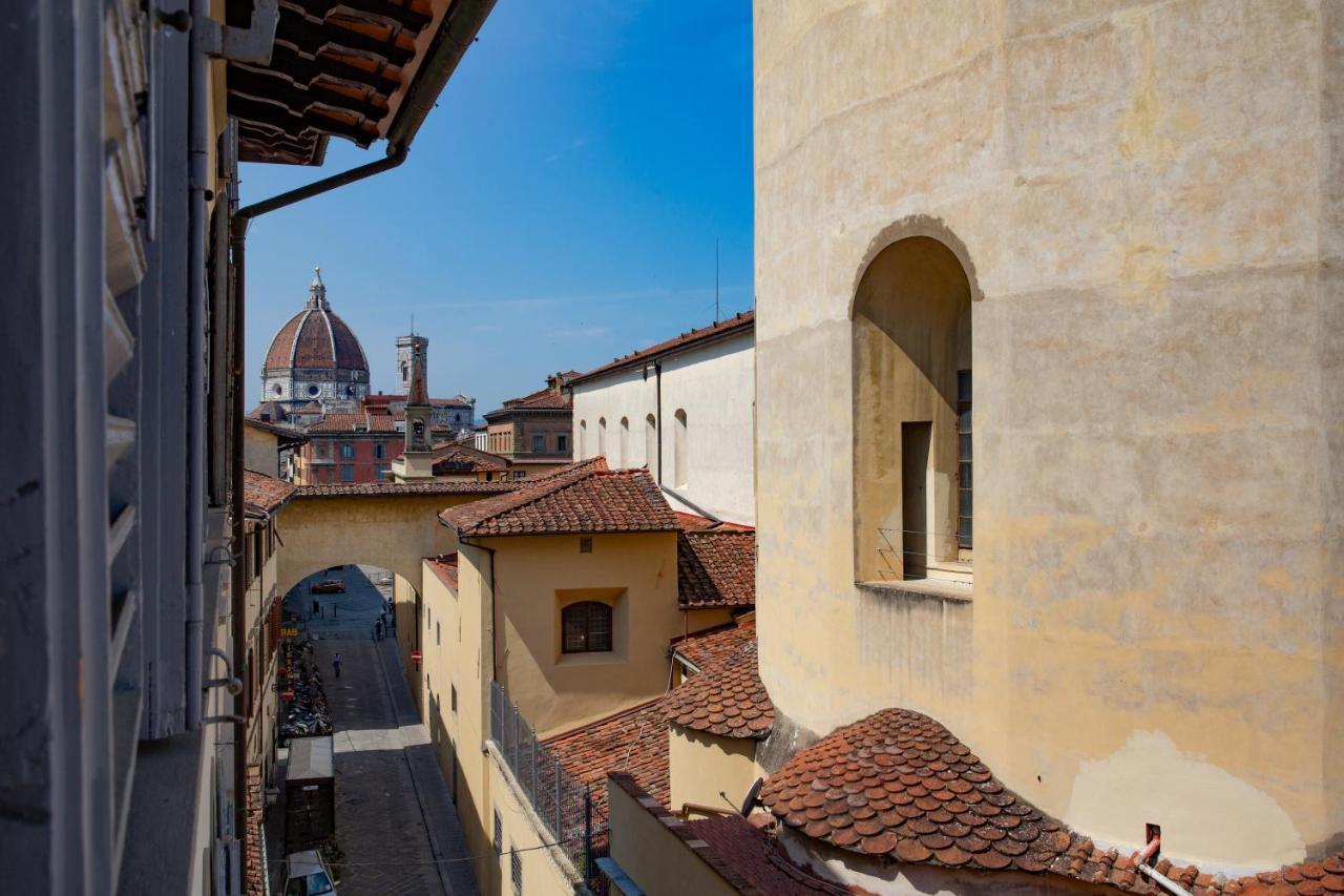 Darling Near David Florencia